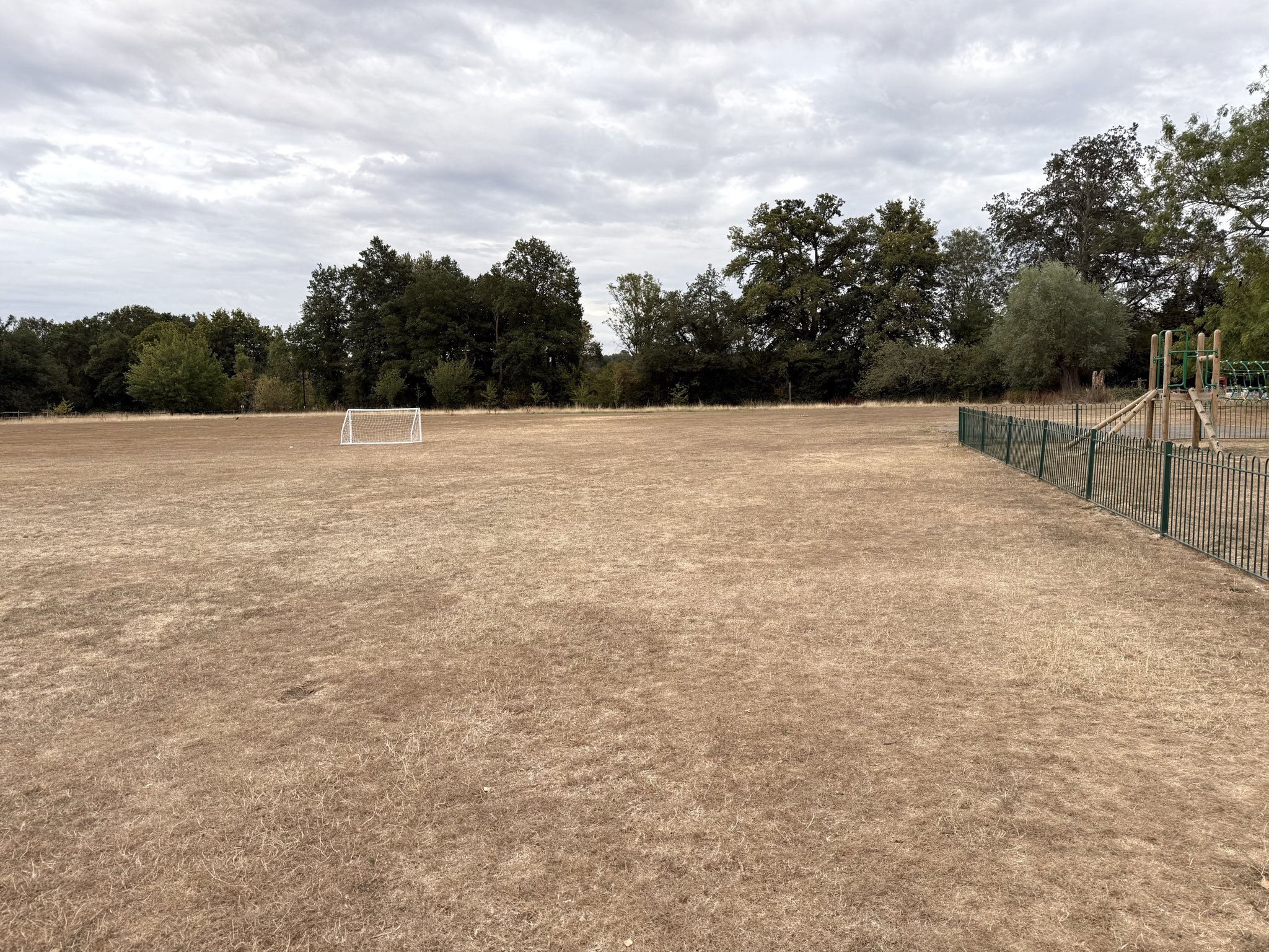 Teren de fotbal in sudul Marii Britanii
